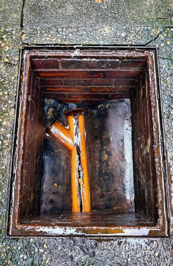 https://blockeddrainshighwycombe.com.au/uploads/2025/07/hero-blocked-sewers-39472.jpg