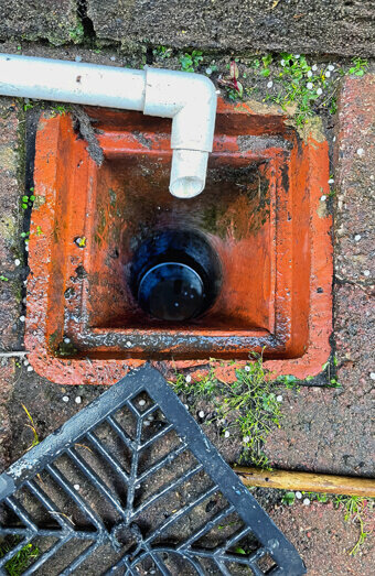 https://blockeddrainshighwycombe.com.au/uploads/2025/07/hero-blocked-sewers-89214.jpg