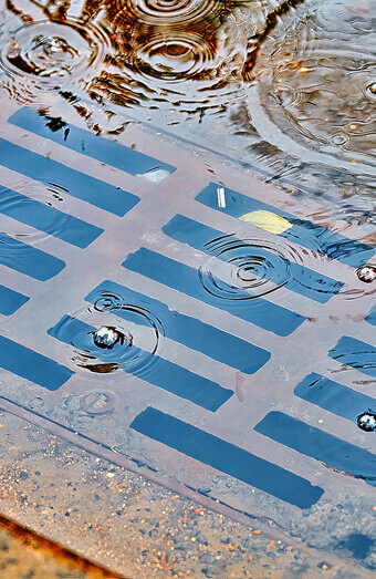 https://blockeddrainshighwycombe.com.au/uploads/2025/07/stormwater-drains-58152.jpg